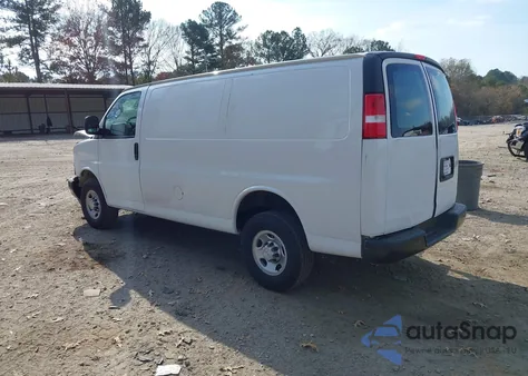 2020 Chevrolet Express Cargo Rwd 2500 Regular Wheelbase Wt из США, поврежденный, VIN 1GCWGAFP5L1186360